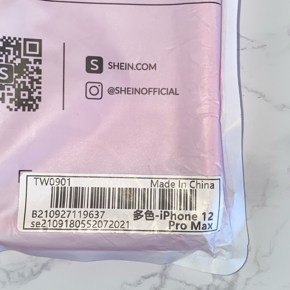 Hello Kitty iPhone 12 Pro Max Case - Picture 2 of 2